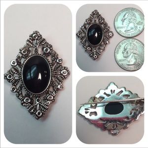 925 SterlingSilver Black Onyx Brooch 1 1/8” x